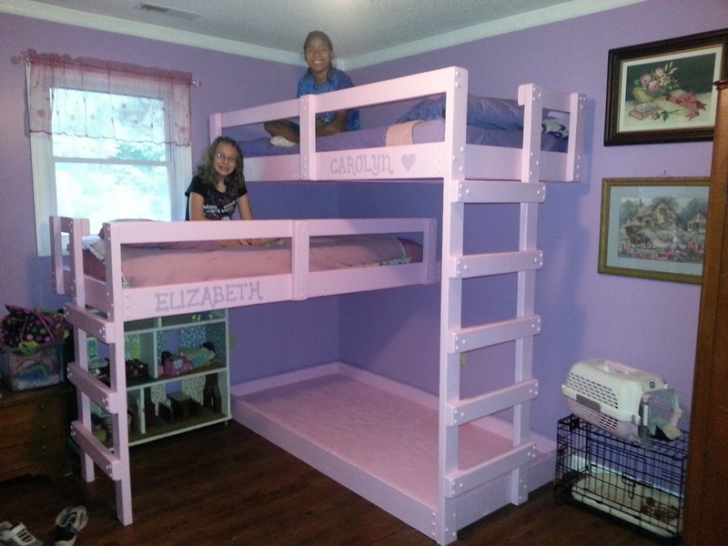 three level bunk bed