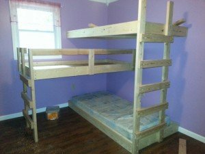 DIY Triple Bunk Bed Plans: 9 Easy Building Steps