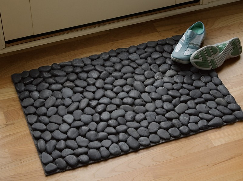 DIY River Rock Doormat