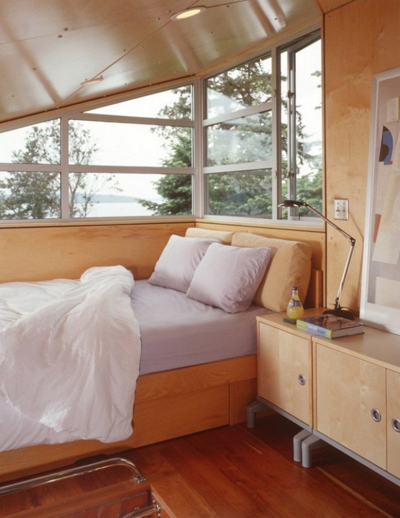 The C3 Cabin - Loft Bedroom