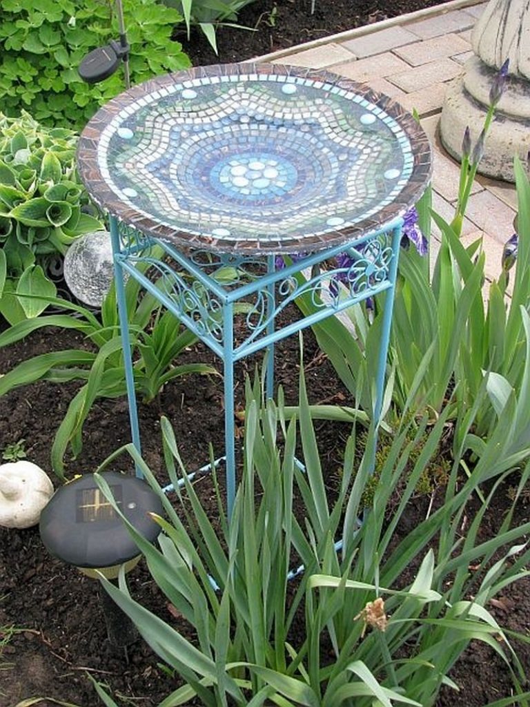 Make Your Own Mosaic Bird Bath The Owner Builder Network 1746