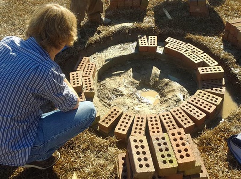 DIY Backyard Fire Pit