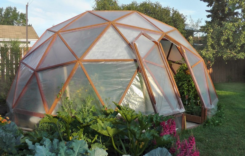 DIY Dome Greenhouse