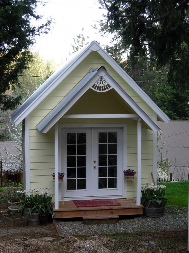 DIY Tiny Cottage - Front View