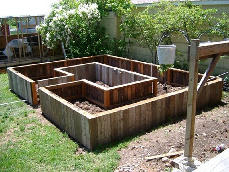 DIY Easy Access Raised Garden Bed