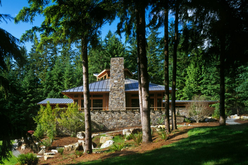 Redmond House- Timber and stone at work