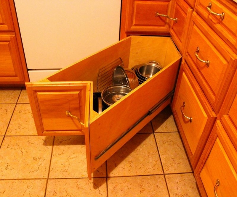 Corner Cabinet with Drawers in Kitchen Remodel