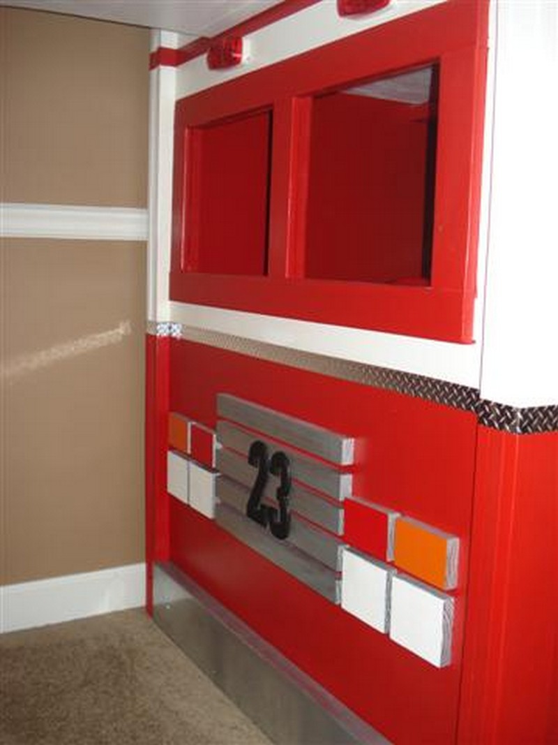 DIY Fire Truck Bunk Bed - Finished Fire Truck Bunk Bed
