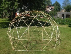 DIY Geodesic Dome Greenhouse - Window and varnish