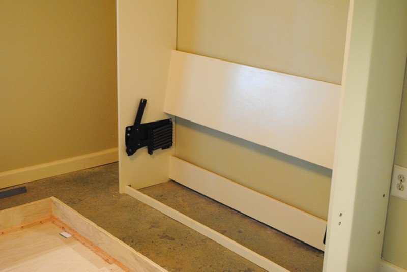 DIY Murphy Bed - Attached the frame to the wall