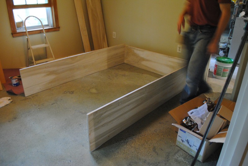 DIY Murphy Bed - Cutting large sheets of plywood