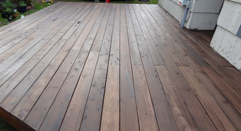 DIY Platform Deck - Staining