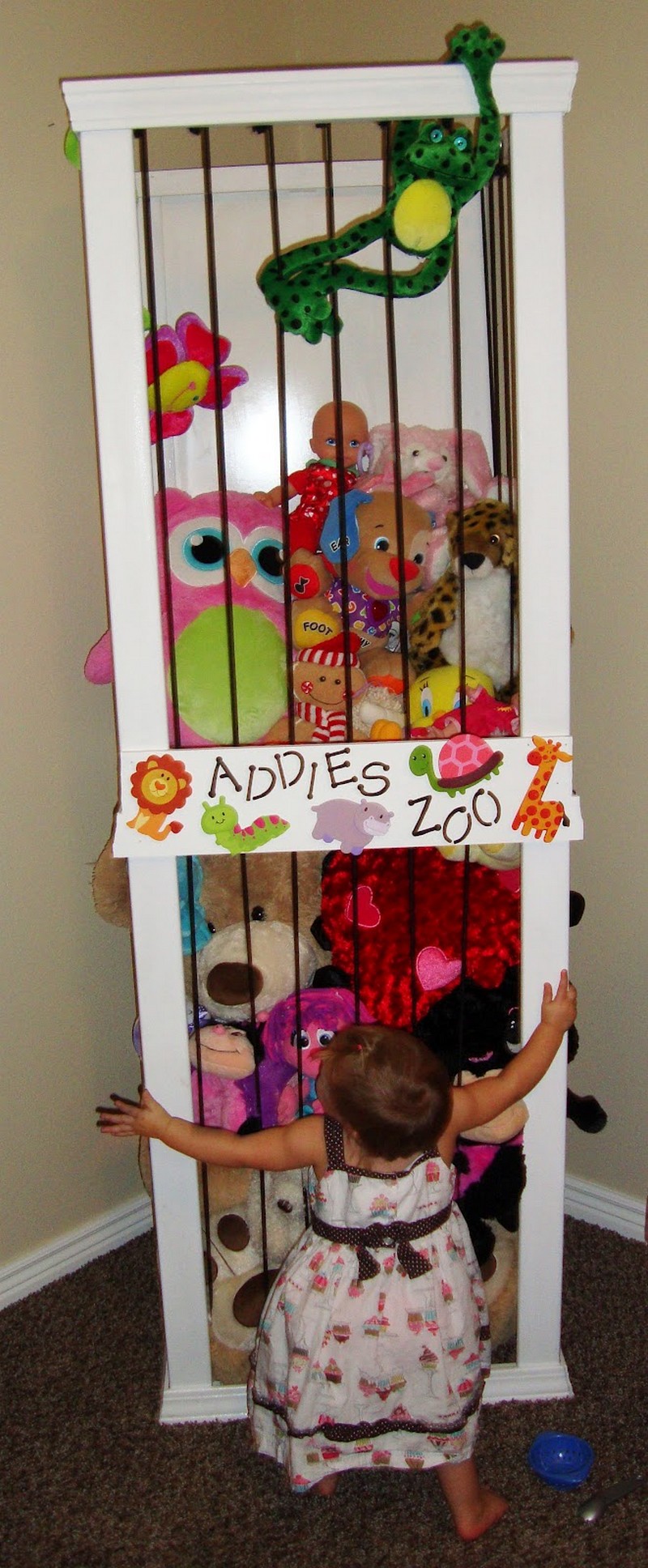 the zoo stuffed animal storage