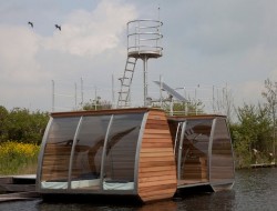 Floating Catamaran Ecolodge - Kinderdijk, Netherlands