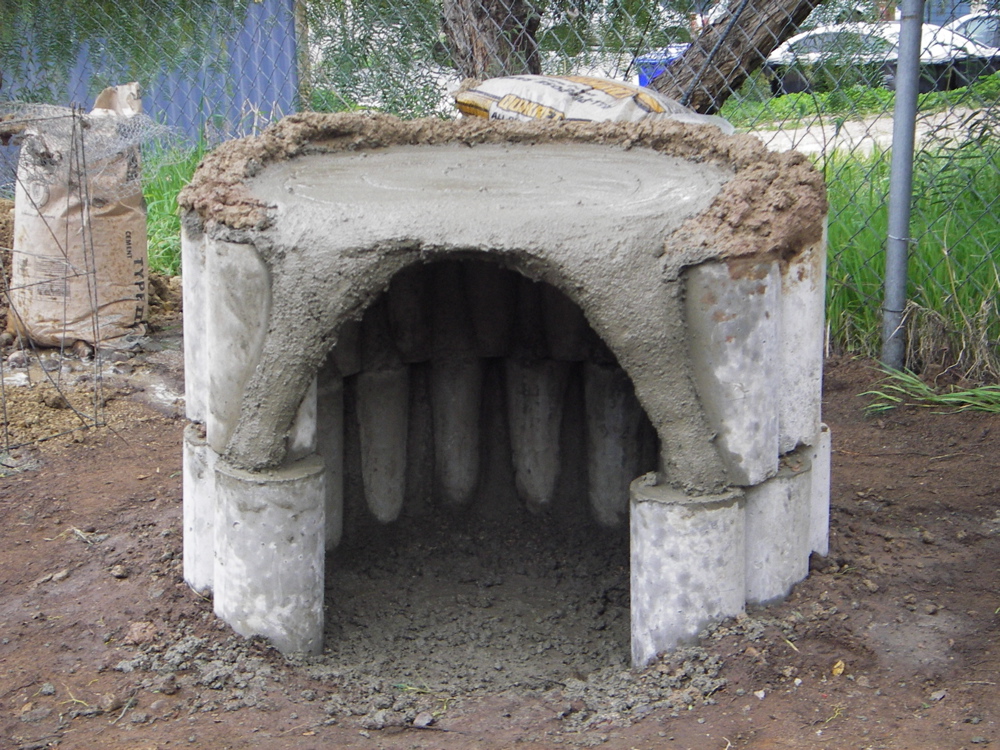 DIY Cob Oven - Shaping the base
