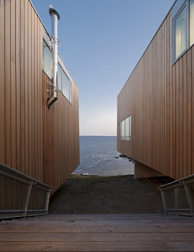 Two Hulls House - Nova Scotia, Canada