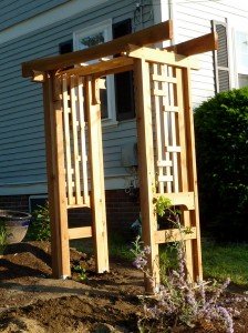 Beautiful Arbor Trellis: 4 Practical DIY Methods