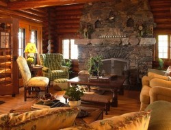 Bay Lake Cabin - Living Room