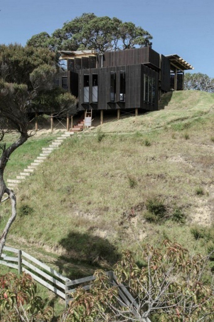 Castle Rock House - Exterior