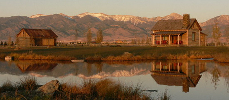 Big sky family retreat by Swaback partners