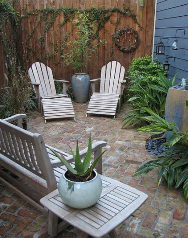 Simple stone paved courtyard.