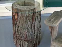 Outdoor Tree Stump Table - Gone Thrifting