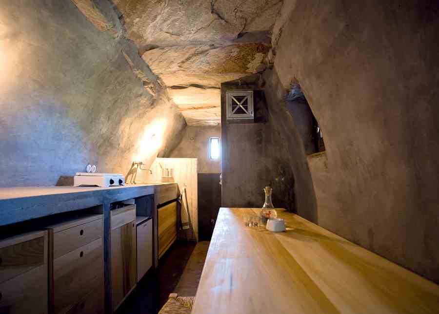 Tinos stable kitchen 2