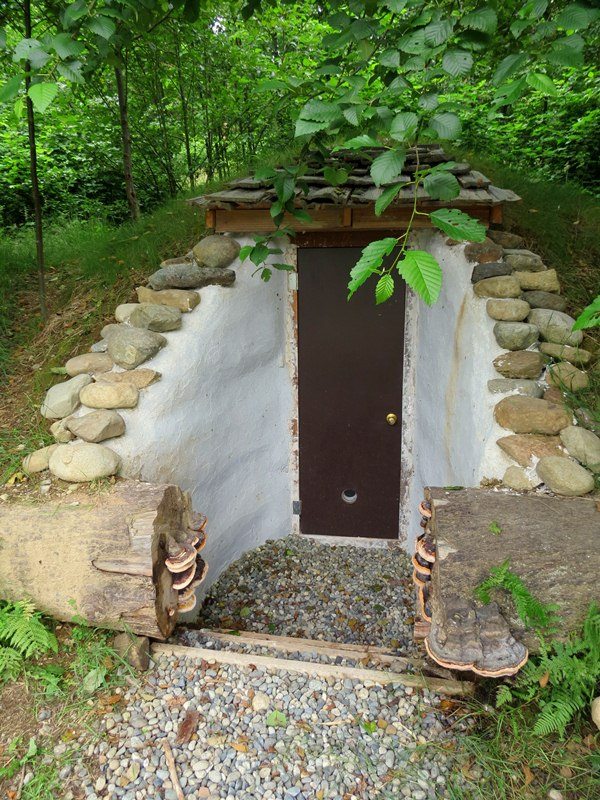 Eathbag Root Cellar