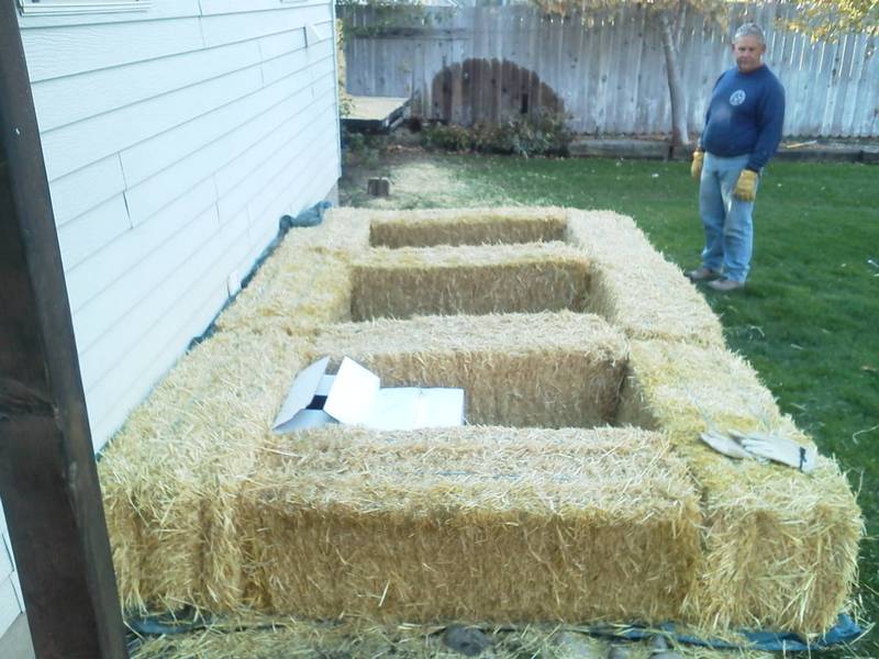 Strawbale Root Cellar