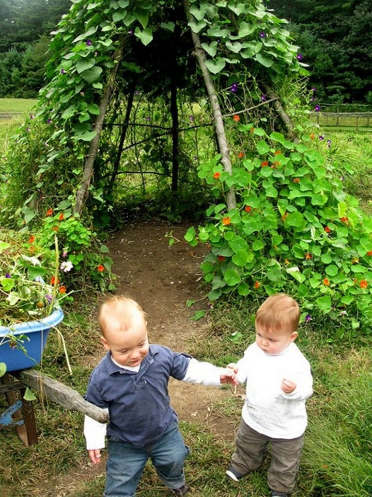 Living Playhouse
