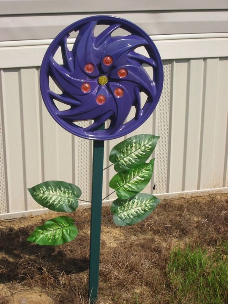 garden diy hubcap flowers flower yard awesome painted theownerbuildernetwork outdoor projects glitter hub crafts made builder owner network purple mom