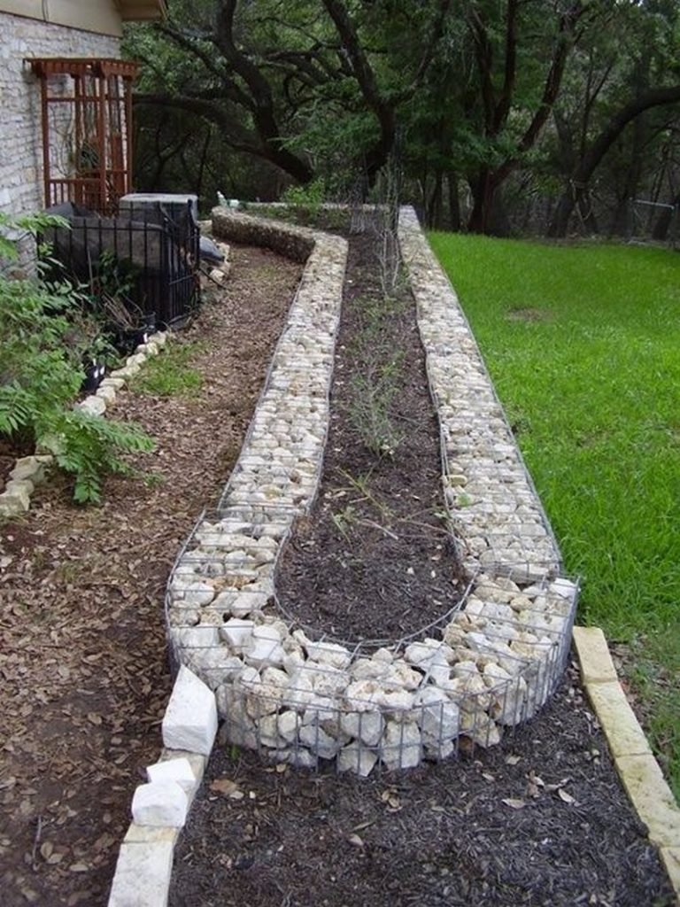 Garden Bed Edging Ideas