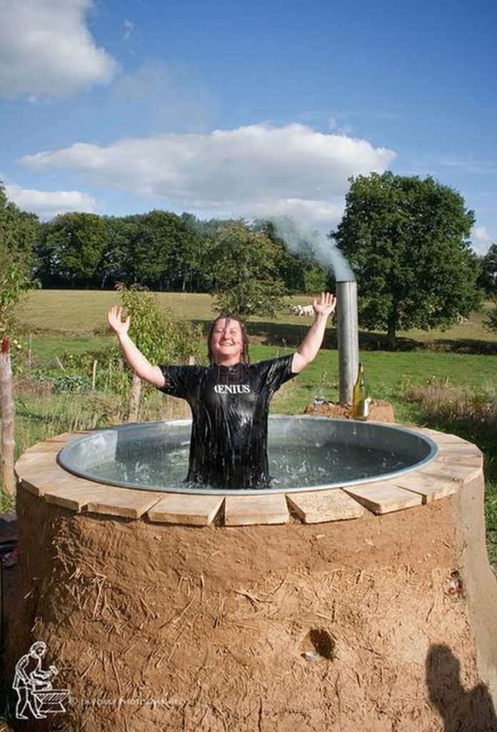 Outdoor Hot Tubs