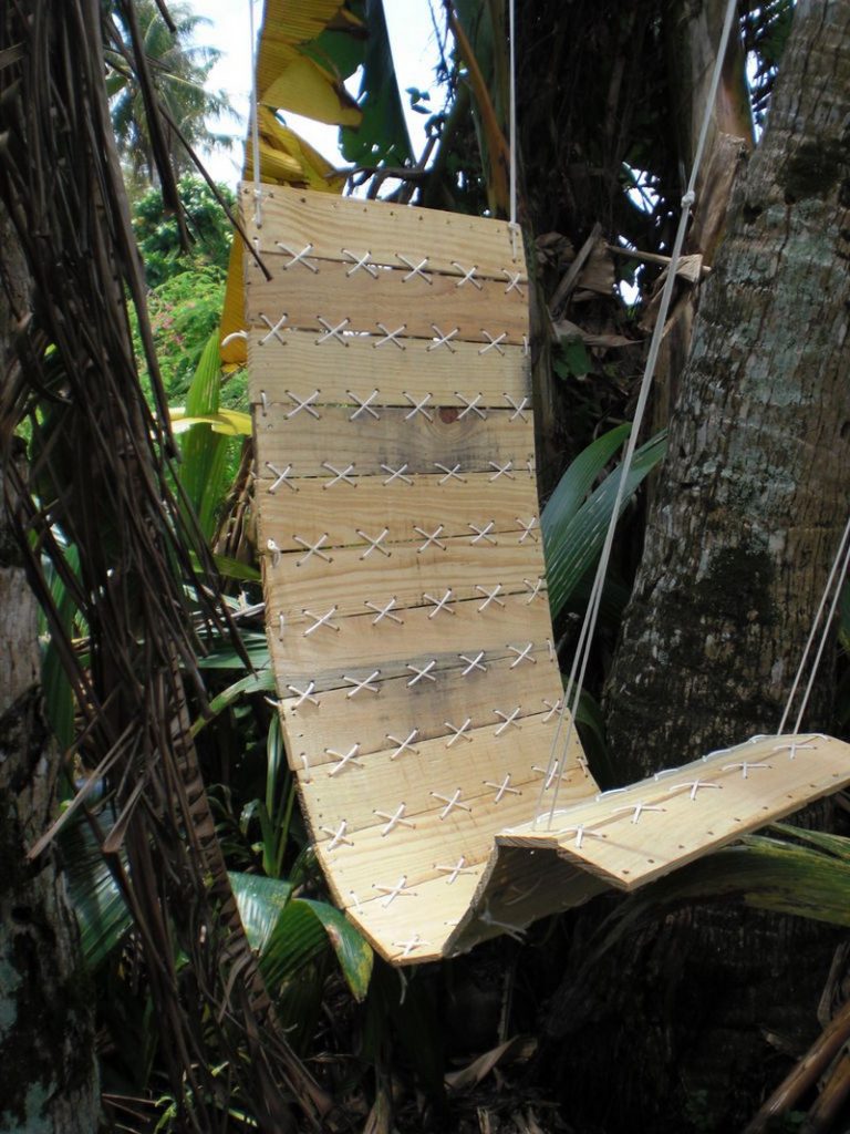 Paracord Pallet Hanging Chair