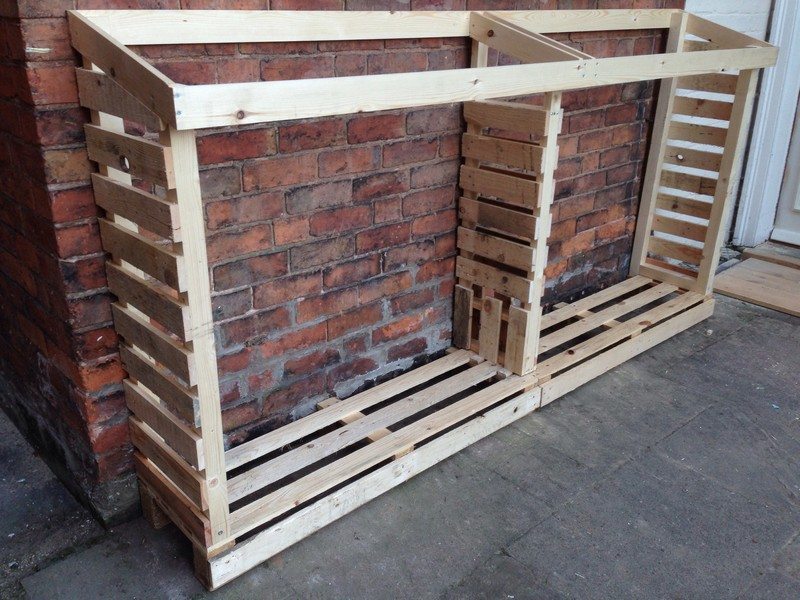 wooden pallet storage shed