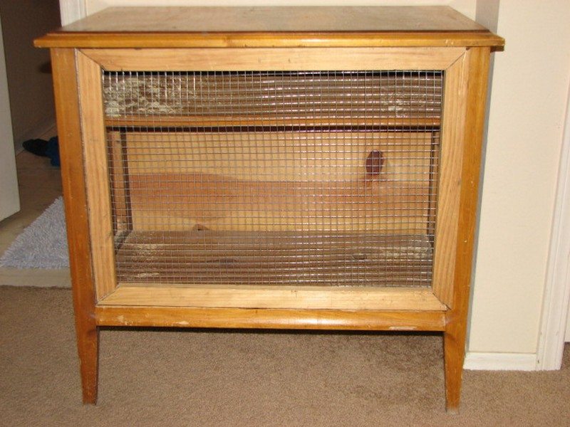 Rabbit Hutch Ideas from Old Furniture