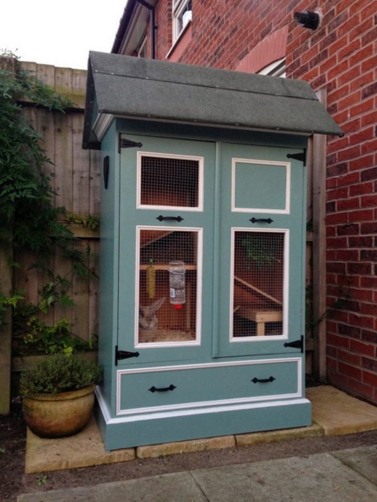 Upcycled rabbit outlet hutch