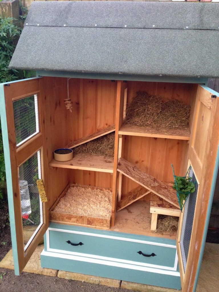 Rabbit Hutch Ideas from Old Furniture
