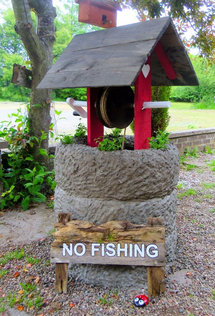 Wishing Well Planter Recycled Tires