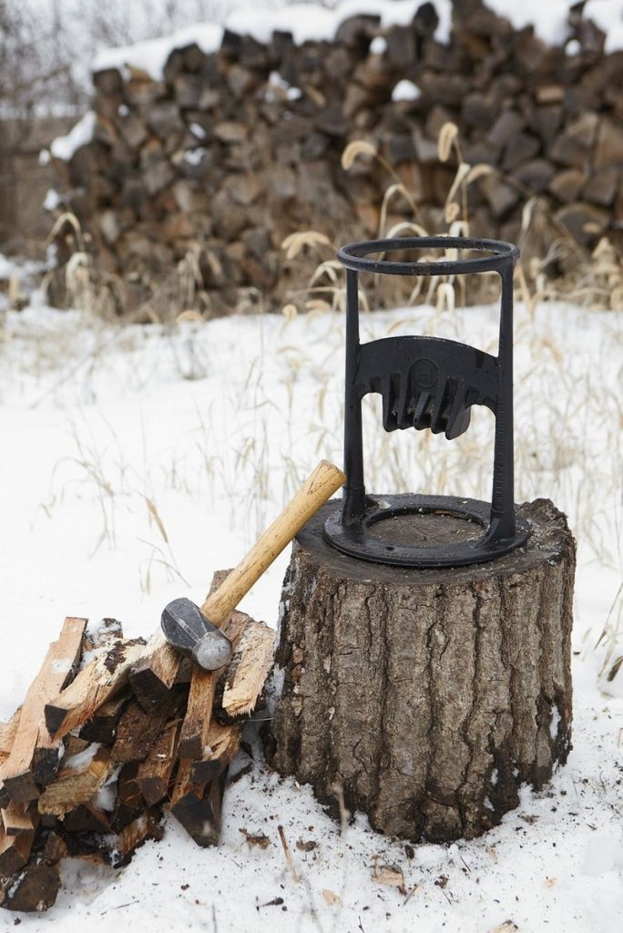 Kindling Cracker