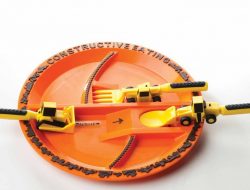 Constructive Eating Construction Plate