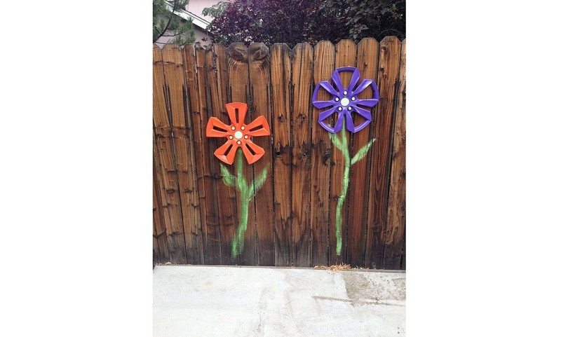 Fence Decoration Ideas