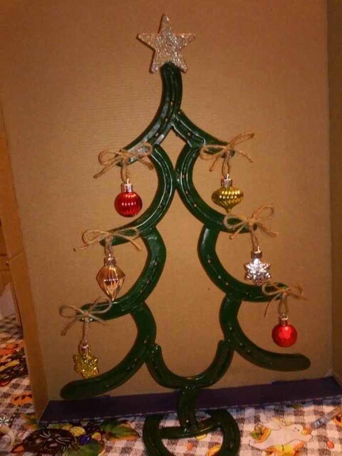 Horseshoe Christmas Tree | The Owner-Builder Network