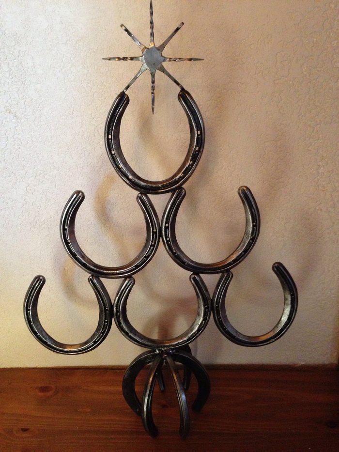 Horseshoe Christmas Tree | The Owner-Builder Network