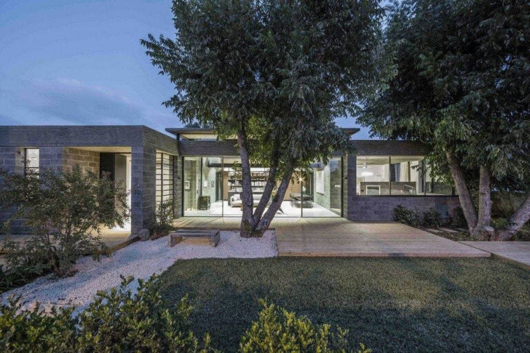 Bare House in Herzliya, Israel