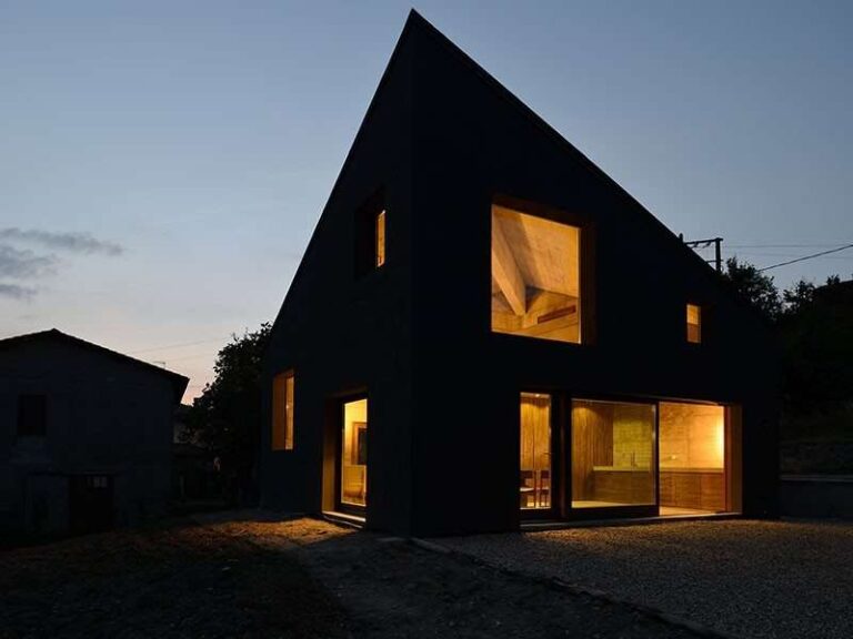 House R Casa D'Agosto, Italy