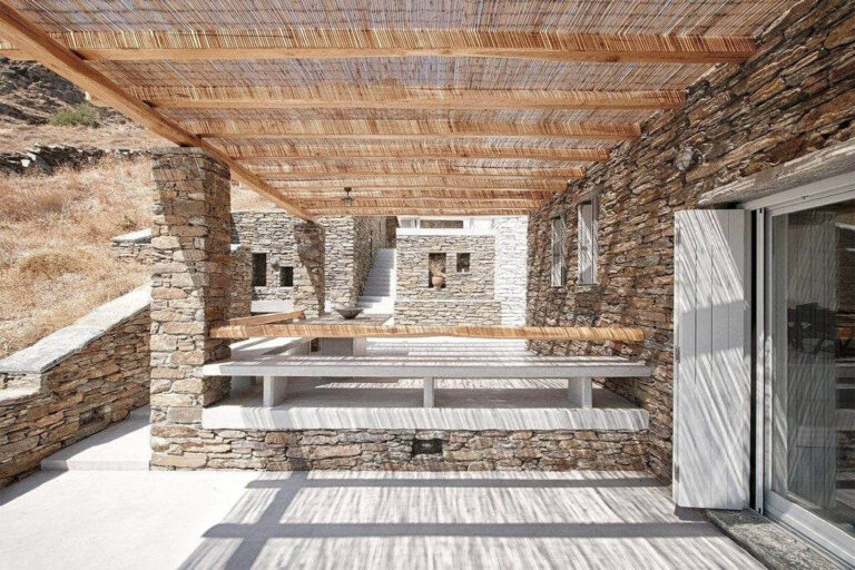 Rocksplit House in Kea, Greece