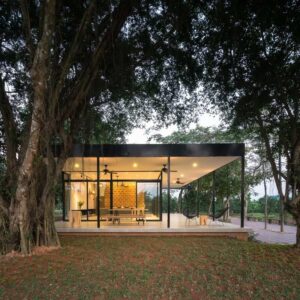 Mian Farm Cottage from Vietnam