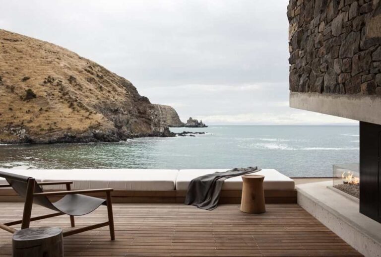 Seascape Retreat in Canterbury, New Zealand