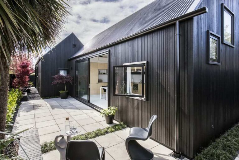 An image of the Urban cottage from Christchurch, New Zealand.